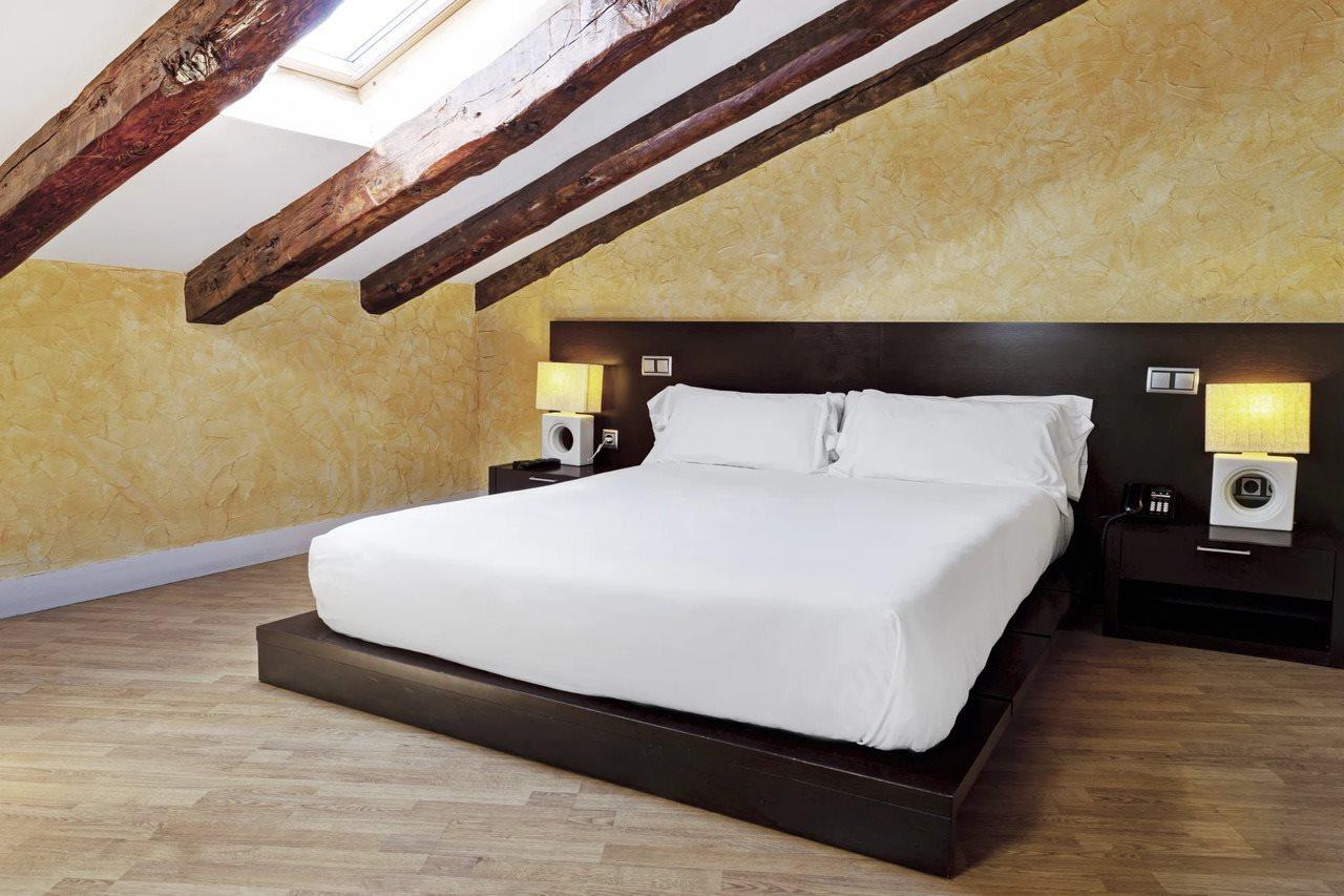 บีแอนด์บี โฮเทล มาดริด เซนโตร พลาซา มายอร์ Hotel ภายนอก รูปภาพ