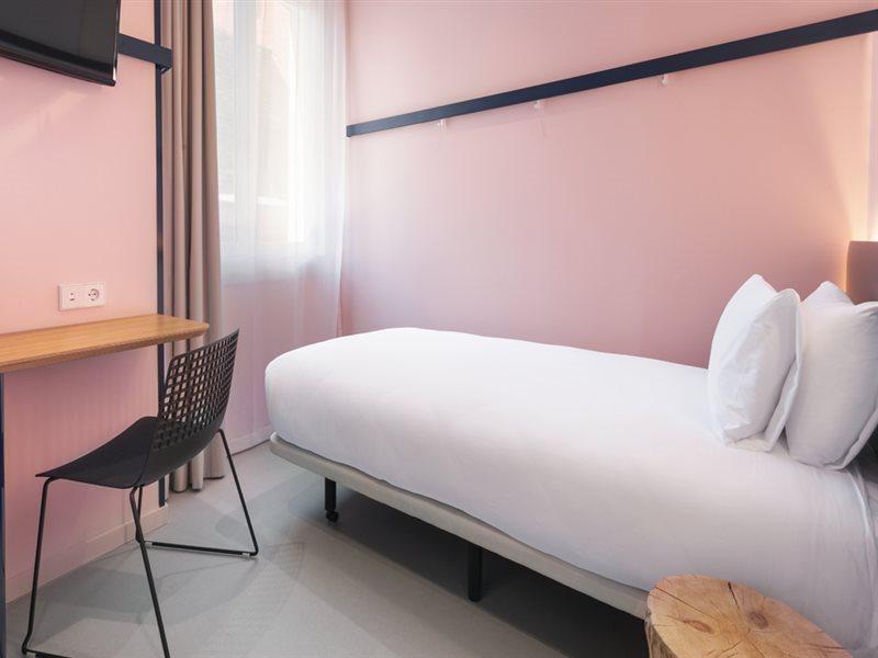 บีแอนด์บี โฮเทล มาดริด เซนโตร พลาซา มายอร์ Hotel ภายนอก รูปภาพ